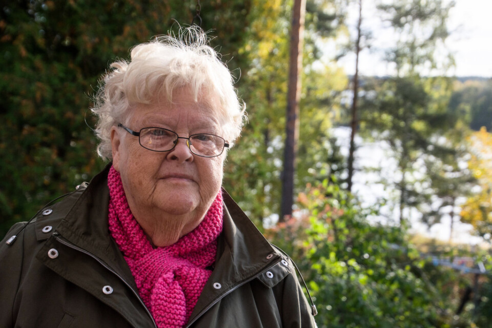 Solveig Wadelius i Virsbo upptäckte den för landet nya snigelarten i sin trädgård i september.