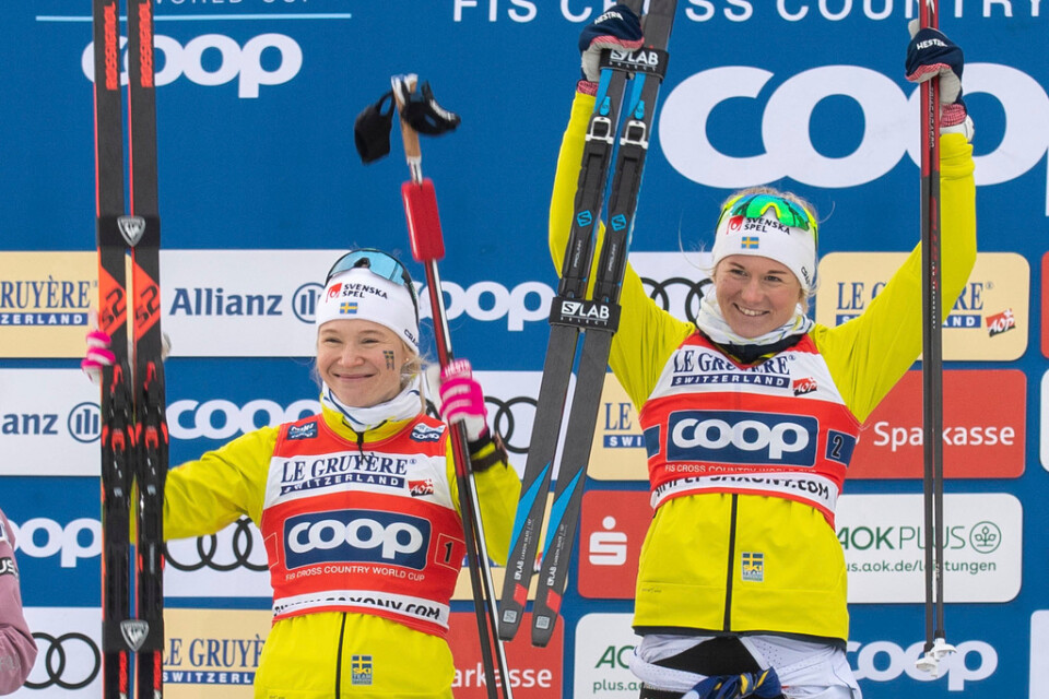 Jonna Sundling och Maja Dahlqvist efter segern i Dresden.