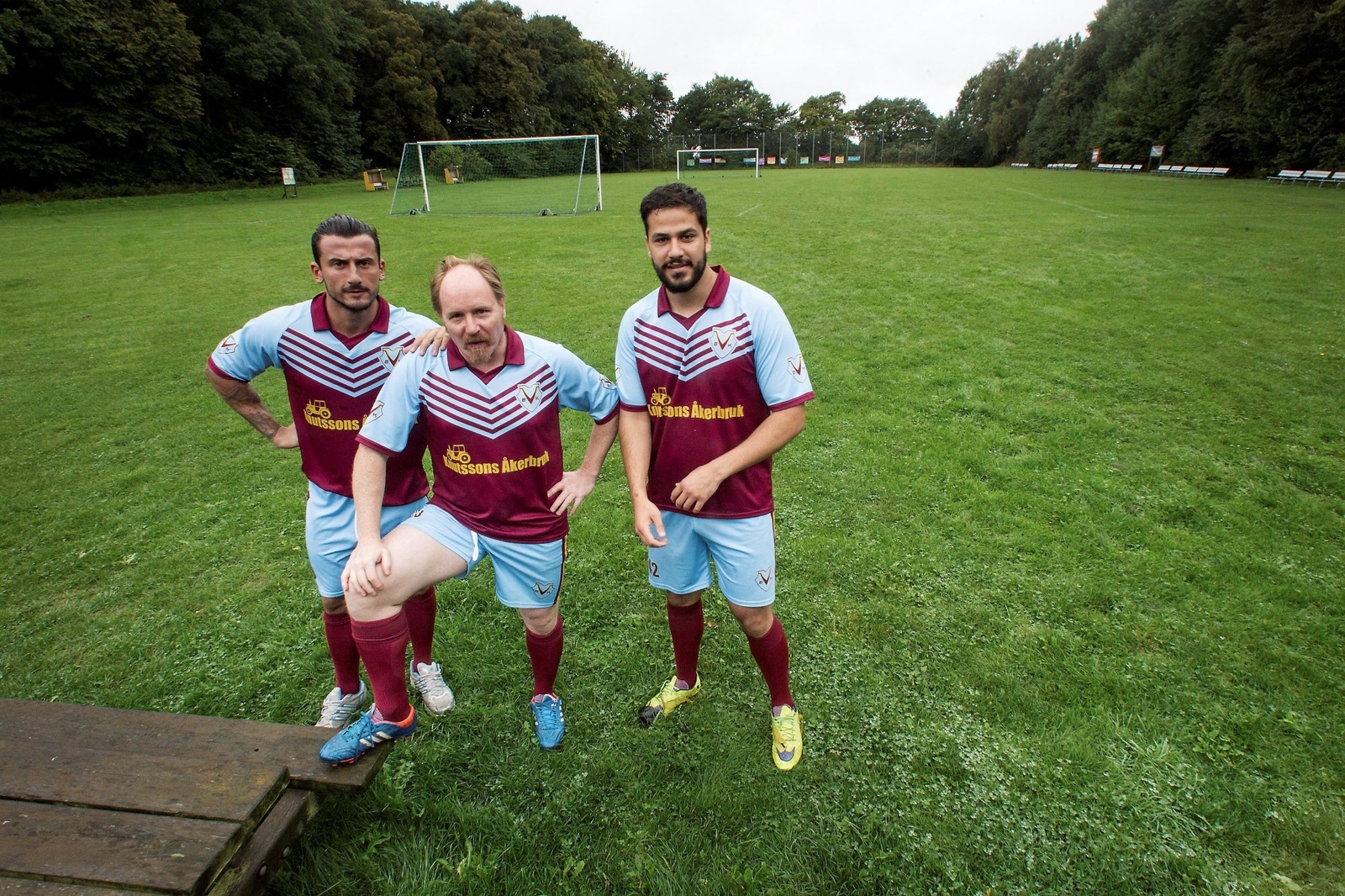 Smail Nascimento, Morgan Alling och Mustafa Al-Mashhadani hör till Vinninge BK:s bästa spelare.  Foto: Claes Hall