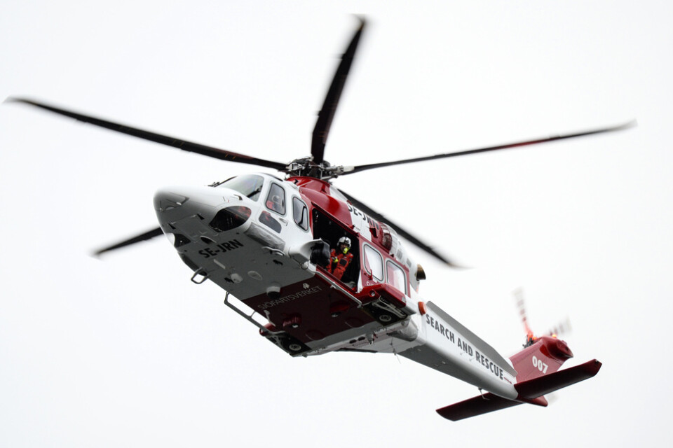 Sjöfartsverkets räddningshelikopter Lifeguard 007 deltog i sökandet efter en saknad man på Vättern. Arkivbild.