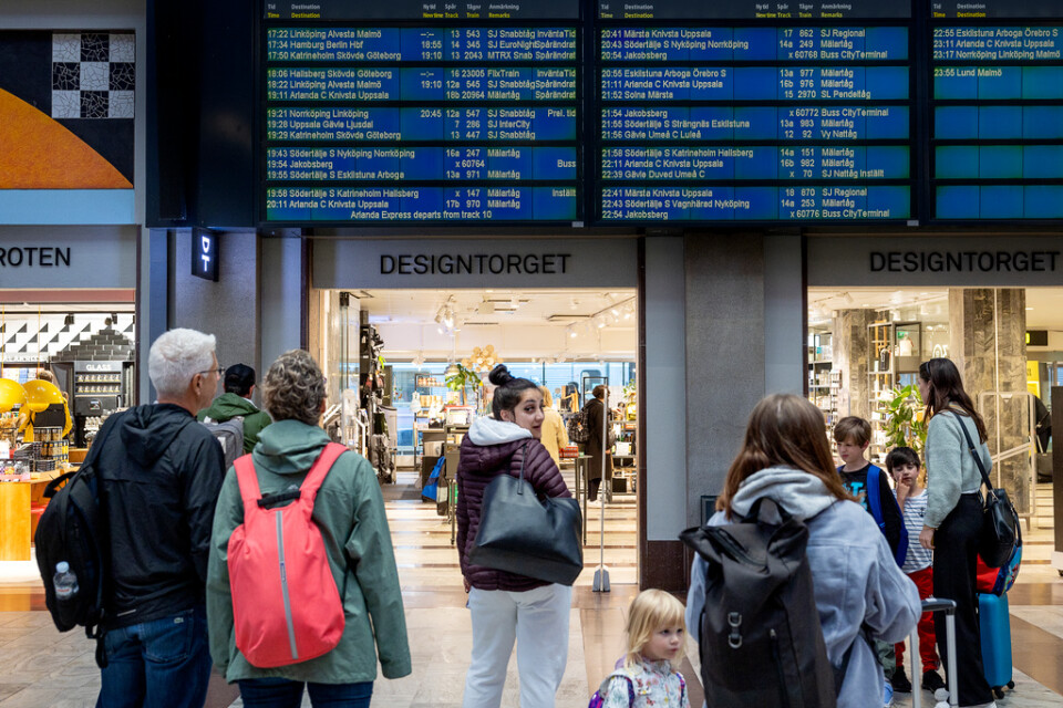 Tågtrafiken mellan Stockholm och Malmö är i gång igen.
