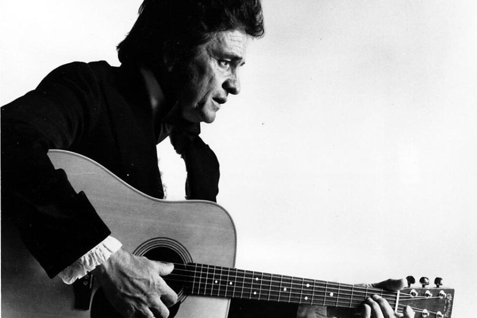 Johnny Cash har gjort decenniets bästa låt enligt BT:s popskribent Joel Sjöö.