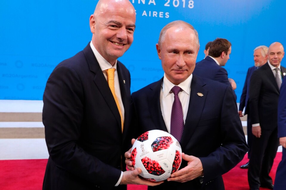 2018 var det god stämning mellan Vladimir Putin och Fifas ordförande Gianni Infantino.