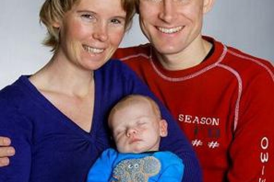 Malin Göthammer och Mats Mehlqvist, Kristianstad, har fått sonen Oliver. Han vägde 4 370 g och var 51 cm lång. 10/2, 10.17