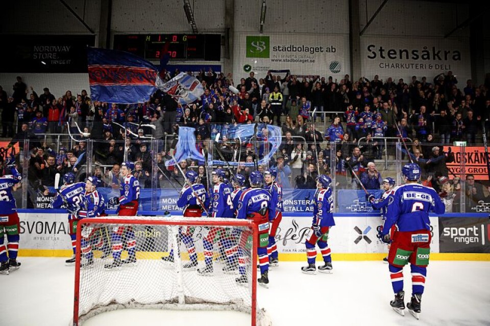 IK Oskarshamn avslutar hockeyallsvenskan med fyra av de fem sista matcherna hemma i Be-Ge Hockey Center. Arsi Piispanen anser att publikstödet kan bli en avgörande faktor.