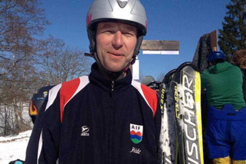 Heide Persson vann herrarnas klass för åkare med slalomskidor vid Österlenmästerskapen i Brösarp. Något snabbare var överraskande Eric Blomqvist, som åkte i klassen för längd- och telemarksskidor.