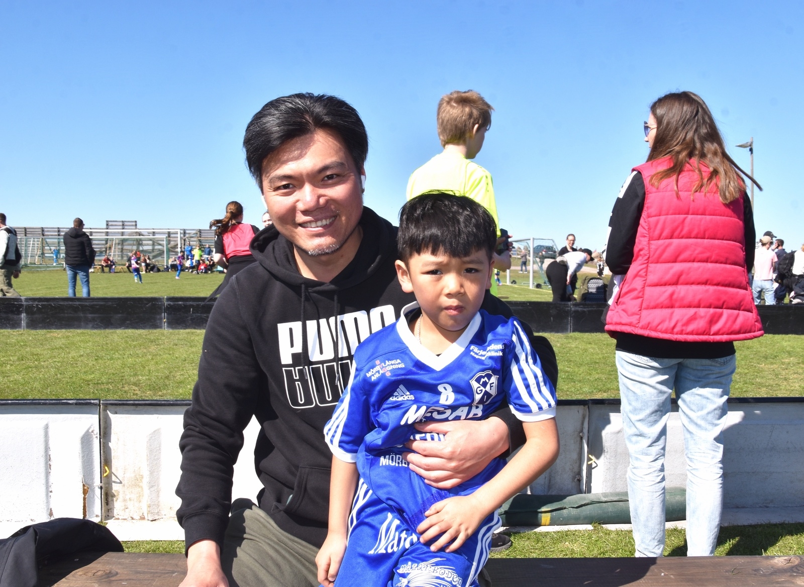 Chien Huynh med sonen Minh (5 år).