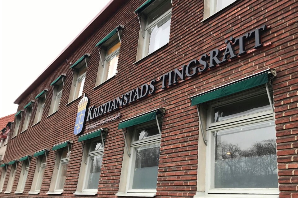 Kristianstads tingsrätt dömer mannen i 50-årsåldern till fängelse i tre månader.