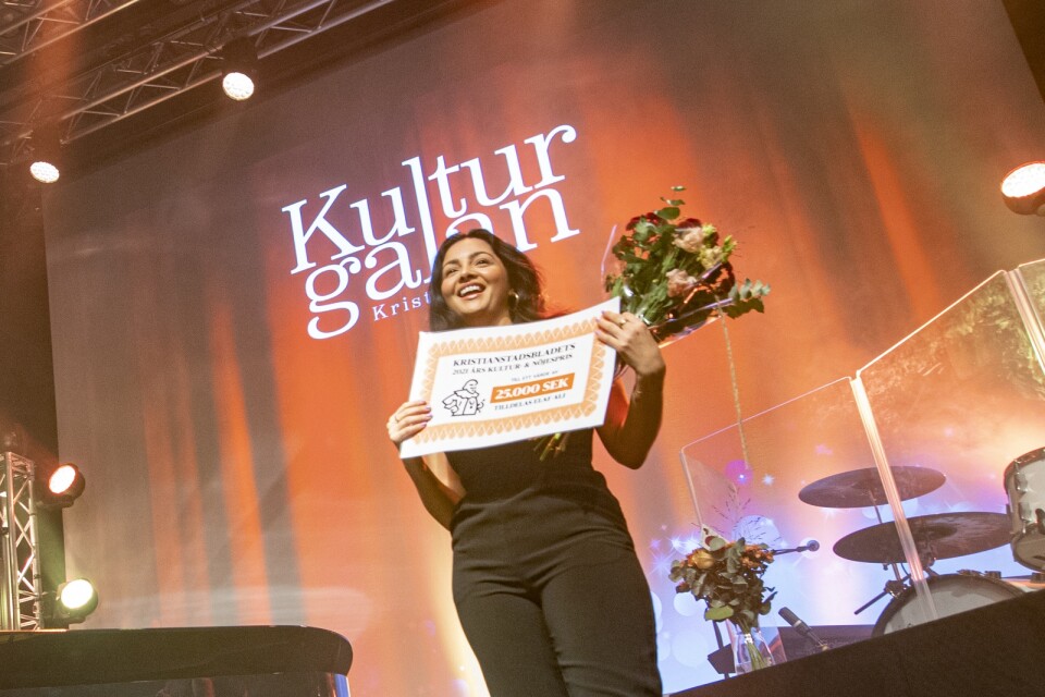 Journalisten Elaf Ali fick 2021 års Kristianstadsbladets Kultur- och Nöjespris. I år går priset till Mikael Nydahl, översättare och förläggare vid Linderöd.