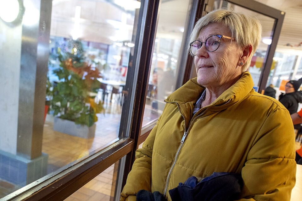 ”I love swimming, and I know how important it is. I want all children to be able to swim, says Ann Mårtensson. She has come along to the baths with her grandchild.