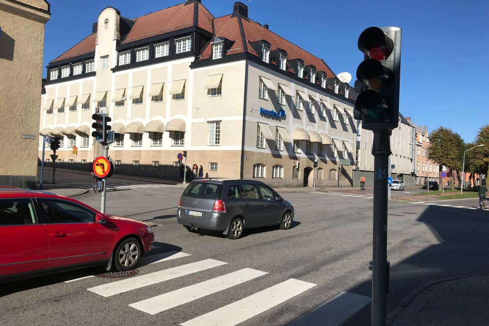 Trafikljusen i korsningen Linnégatan - Storgatan slocknade.