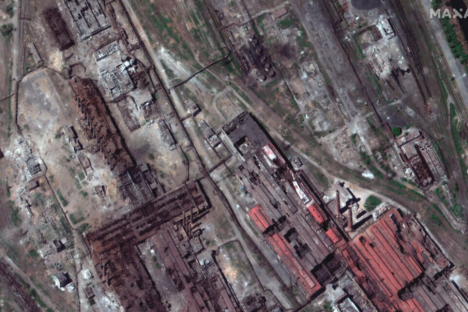 Den västra delen av stålverkskomplexet syns här på en satellitbild från i torsdags.