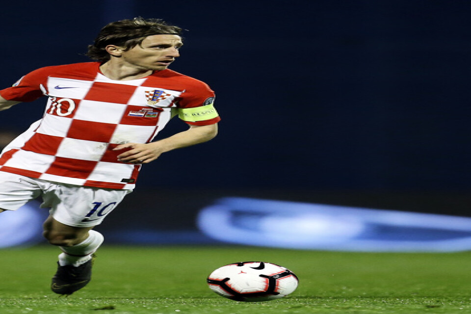 Luka Modric gjorde mål, men hans Kroatien fick ändå nöja sig med en poäng, 1–1, i EM-kvalmatchen borta mot Azerbajdzjan. Arkivbild.