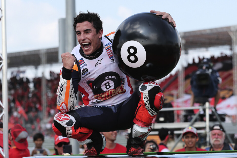 Spaniens Marc Márquez jublar efter sin sjätte MotoGP-titel. Arkivbild.