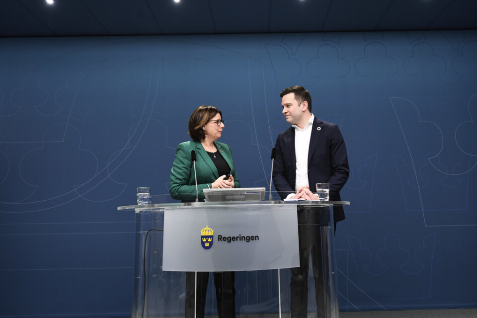 Miljö- och klimatminister Isabella Lövin ger jobbet som nationell samordnare för Agenda 2030 till den förre sjukvårdsministern Gabriel Wikström (S).