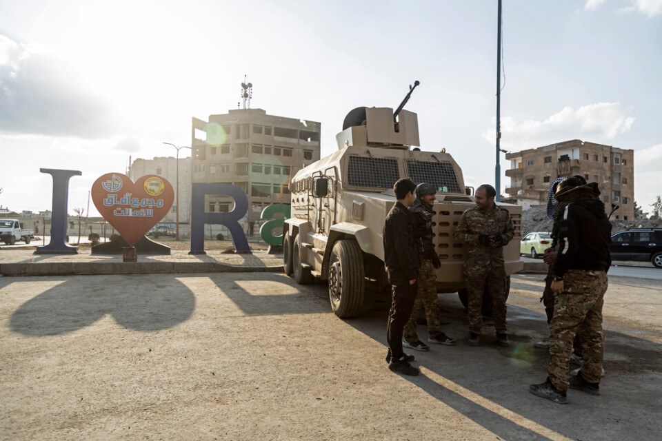 Soldater ur USA-stödda Syriens demokratiska styrkor (SDF) i Raqqa i februari.