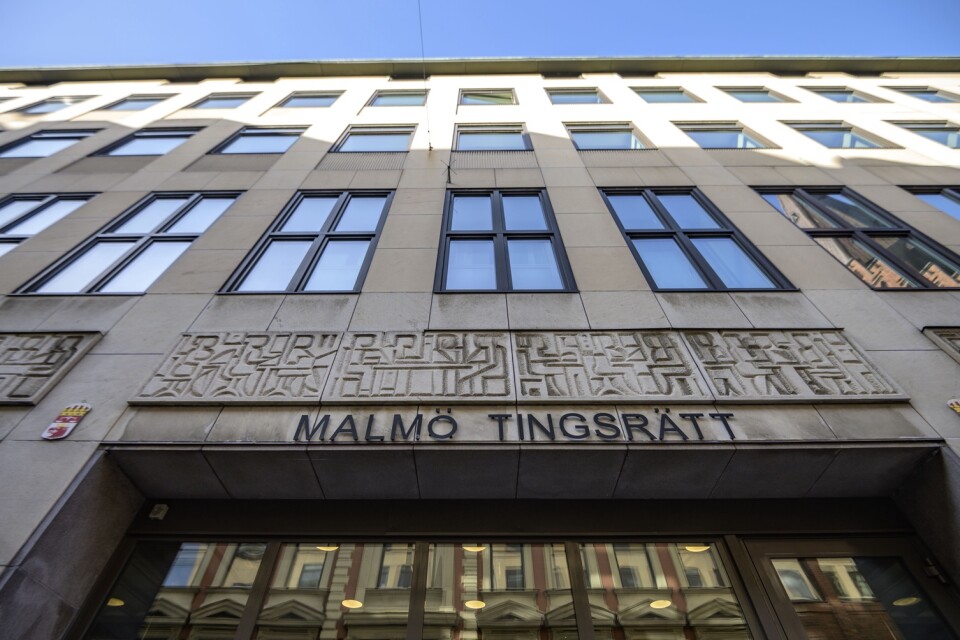 Rättegången i säkerhetssalen i Malmö har följs av flera åhörare.