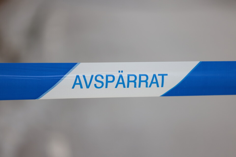 En man har avlidit sedan han fallit från ett flerbostadshus i Vasastan i Stockholm. Arkivbild.