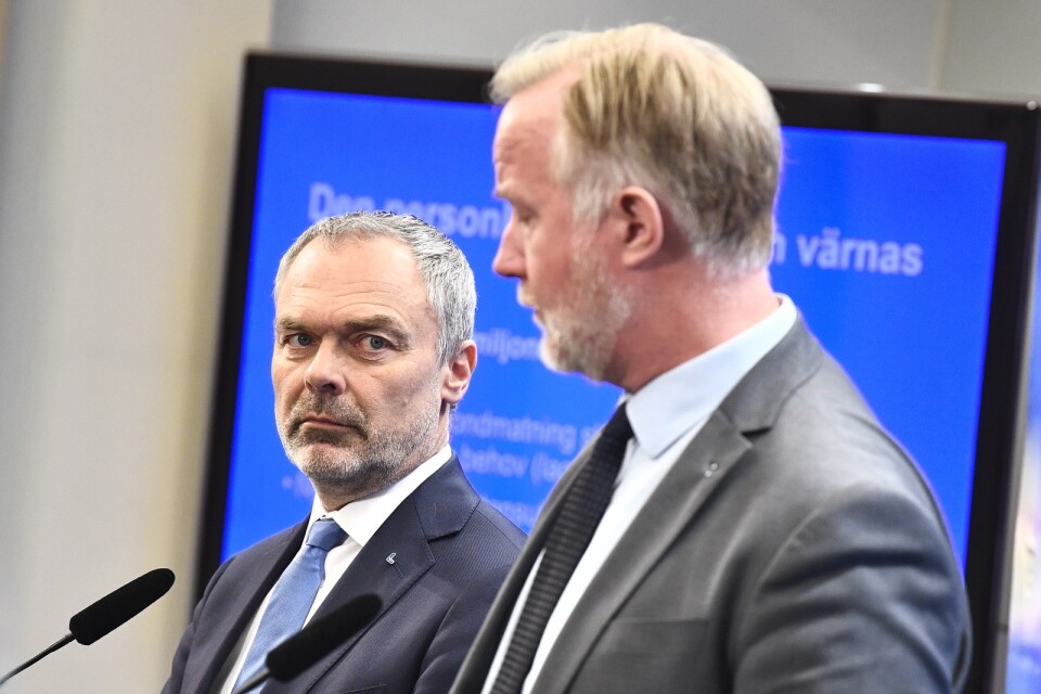 Jan Björklund är nog inte helt nöjd över att anklagas av Johan Pehrson för att ha tagit fram läroplaner som präglats av flum.