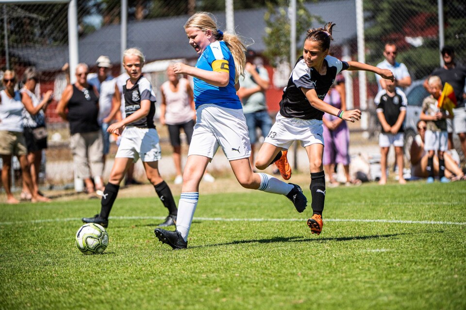 Lörby IF:s sommarcup lockade närmare 1000 spelsugna tjejer.