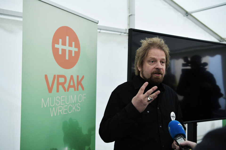 Marinarkeolog Jim Hansson upprörs över att plundrare stulit från ett 1500-talsvrak utanför Dalarö. Arkivbild.