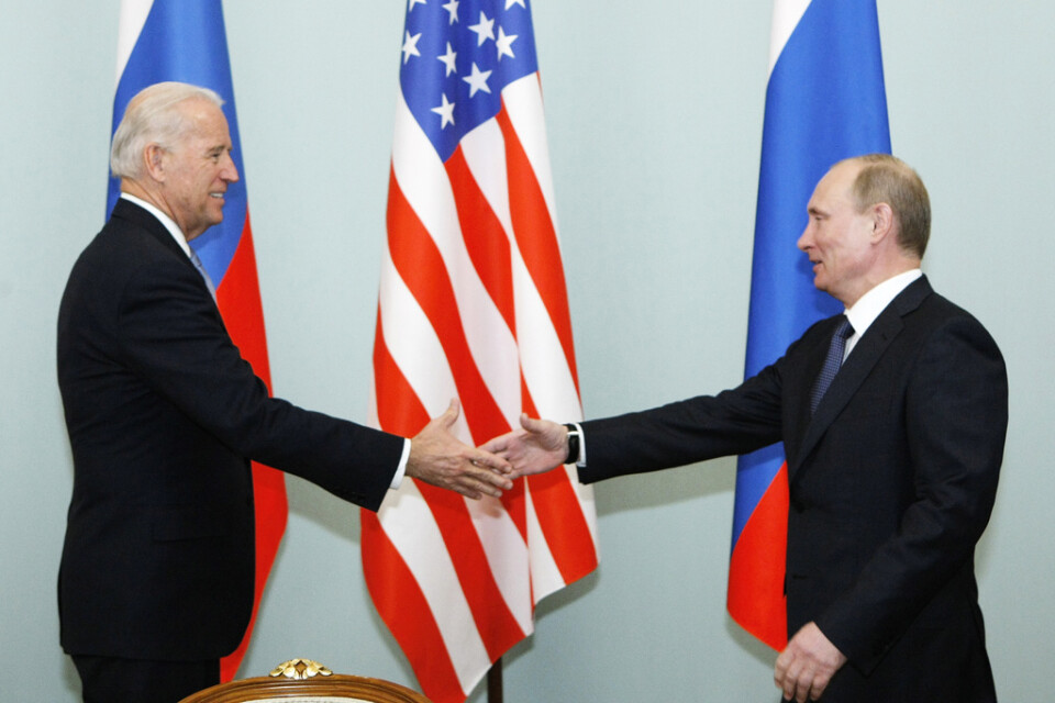 Den dåvarande amerikanske vicepresidenten Joe Biden träffade Rysslands dåvarande premiärminister Vladimir Putin i Moskva 2011. Snart möts de båda männen för första gången som presidenter.