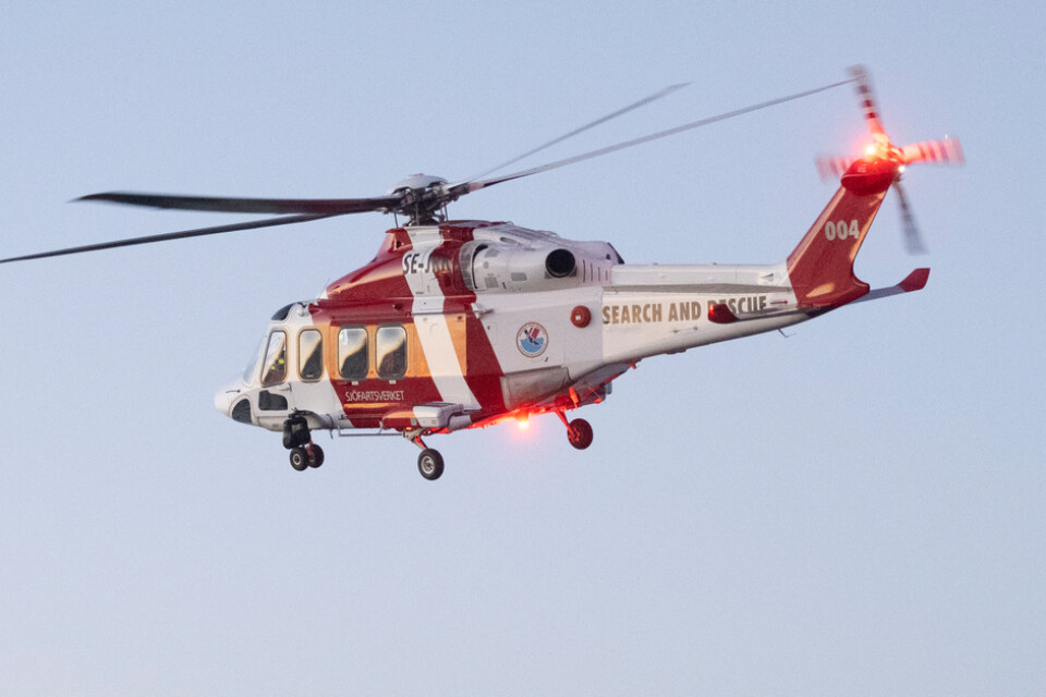 Räddningstjänsten i Piteå har sökt med helikopter efter den man som saknas efter en olycka med vattenskoter. Arkivbild.