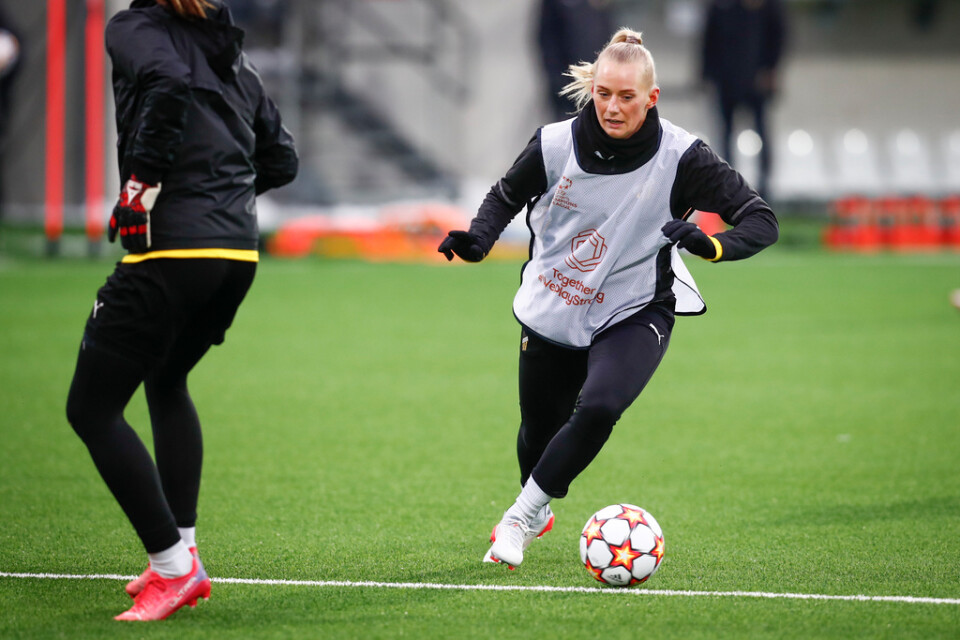 Stina Blackstenius under Häckens träning inför torsdagens Champions League-match.