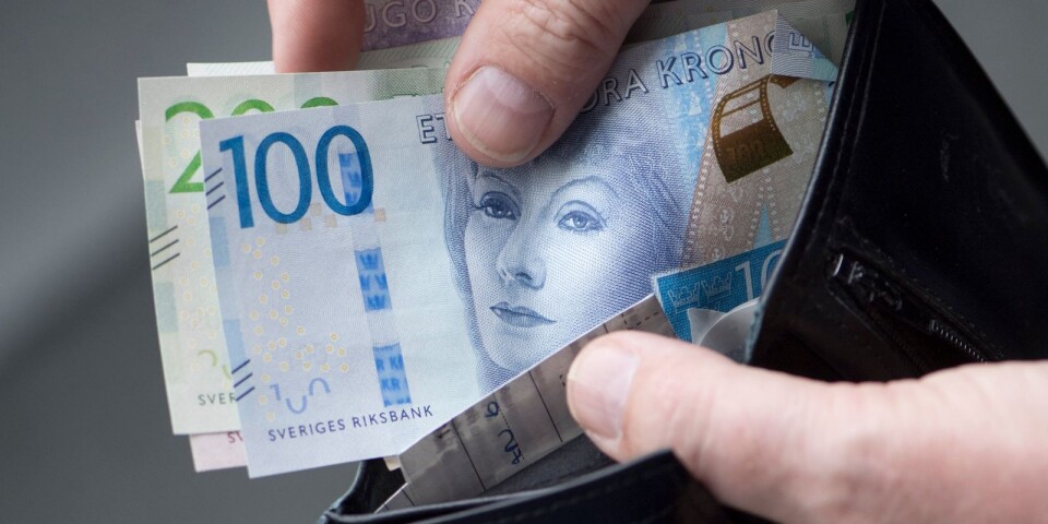 Varför ska de styrande i Trelleborg ha mer i plånboken än någon annan?, undrar insändarskribenten.