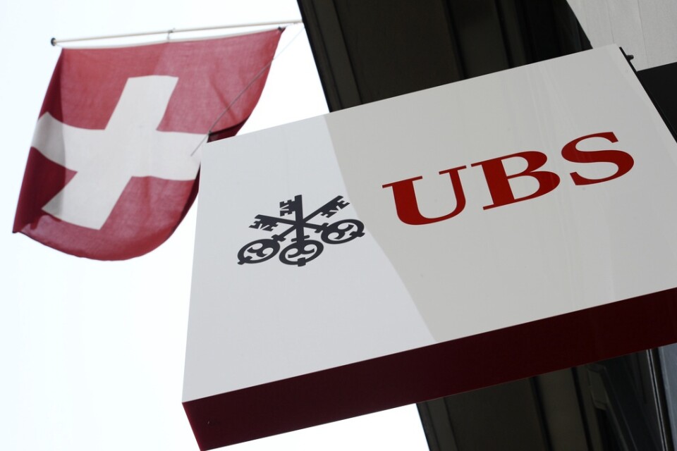 Schweiz, värdland till storbanker som UBS och Credit Suisse, står inför en recession varnar landets centralbank och uppger att man ökar sina valutainterventioner för att dämpa lyftet för schweizerfrancen. Arkivbild.