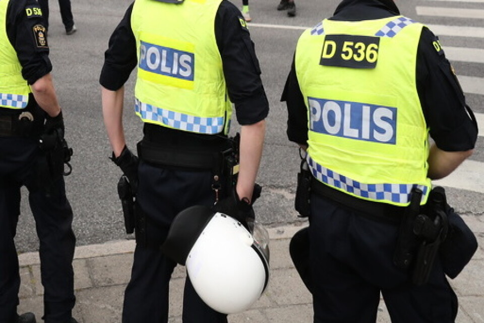 Polisen ingrep inte fysiskt för att skingra demonstrationståget i Örebro. Bilden tagen vid en annan demonstration. Arkivbild.