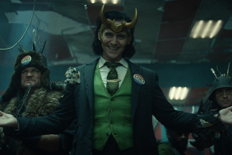 Loki (Tom Hiddleston) i Disney's nya live action-serie ”Loki”, som följer halvguden i en alternativ tidslinje.