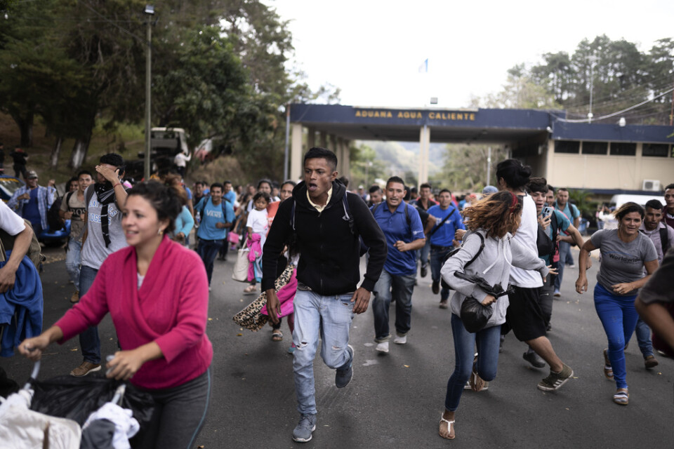 Omkring 3|000 migranter har den senaste veckan gått från Honduras till gränsen mot Mexiko. Bilden togs den 16 januari.