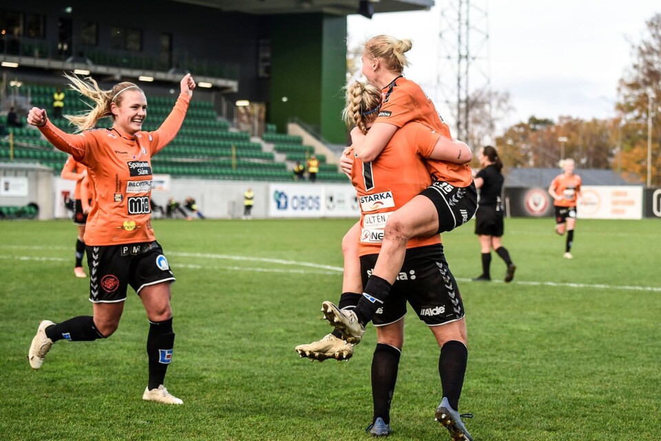 KDFF vann över Vittsjö med 4-0 den 1 november. Den 15 november möter KDFF Linköping på hemmaplan.