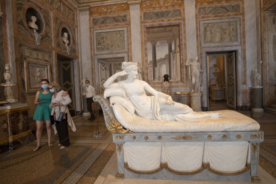 Venus Victrix på Galleria Borghese i Rom. Gipsversionen av skulpturen har nu skadats av en fotograferande österrikisk turist. Arkivbild