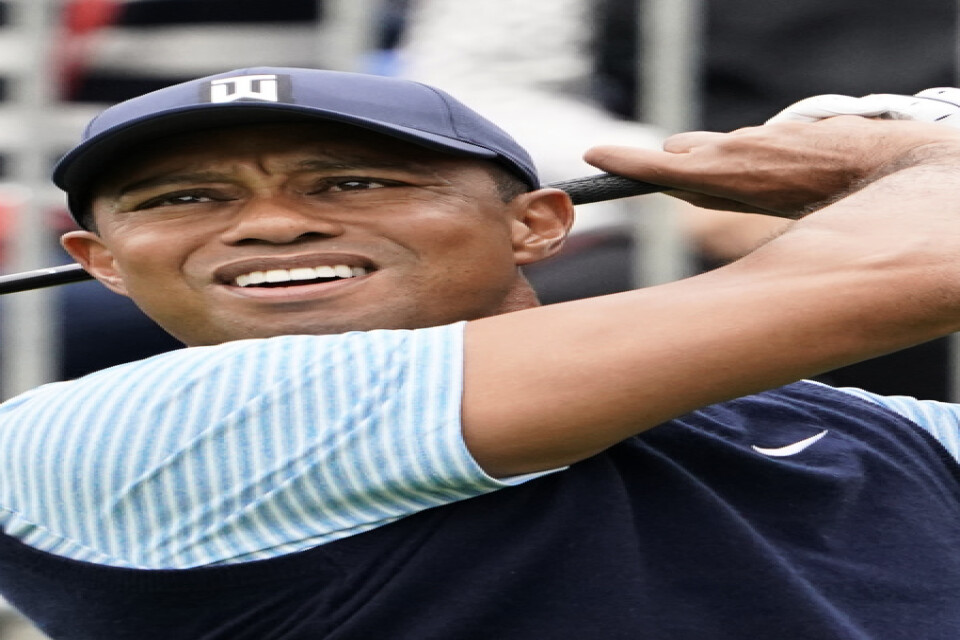 Tiger Woods spelar golf igen.