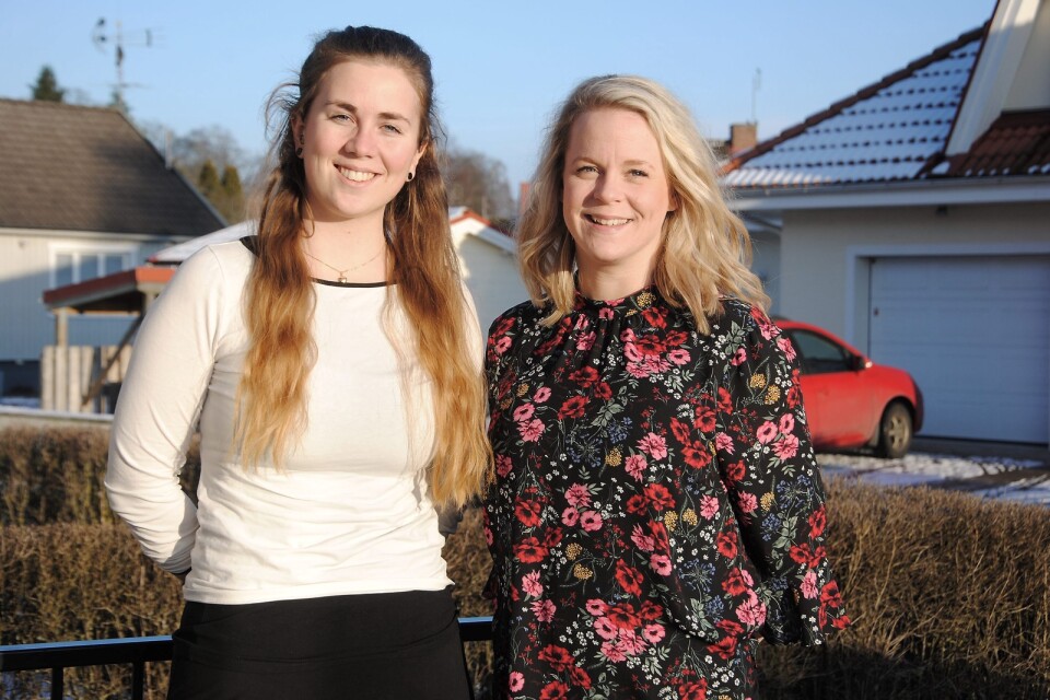 Anna Sjöholm och Sandra Svantesson håller i träffarna Skilda världar som vänder sig till barn med frånskilda föräldrar. Foto: Helén Fingalsson