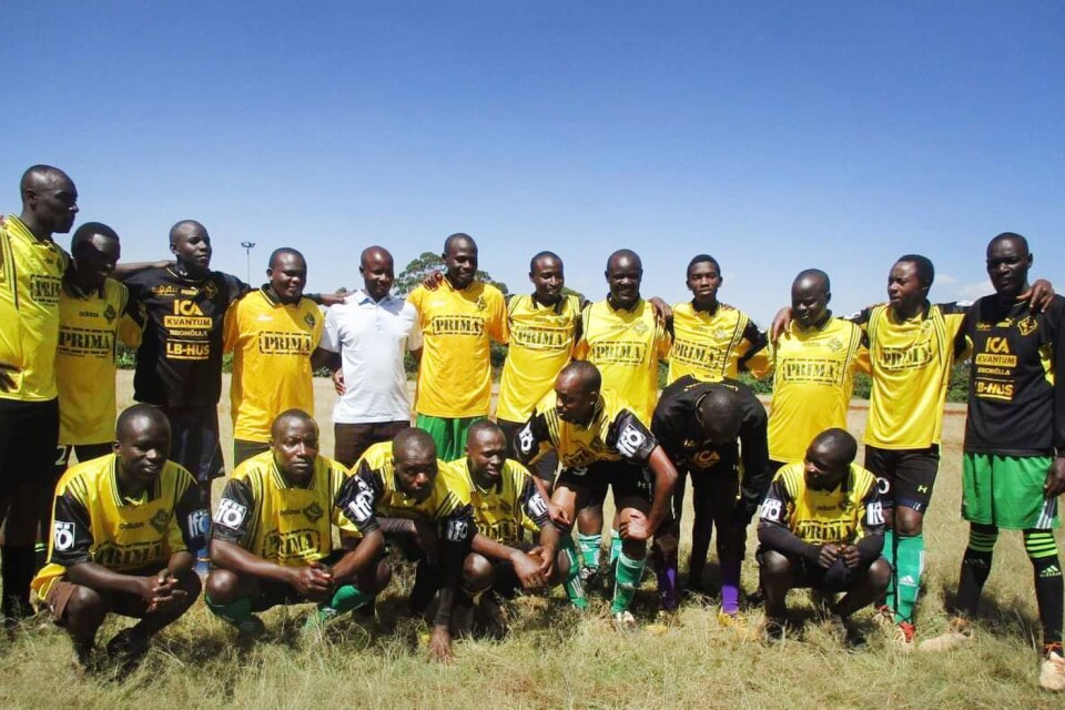 Laget Kabete FC håller till utanför Kenyas huvudstad, Nairobi. De spelar nu i Trolle-Ljungby IF:s tröjor.