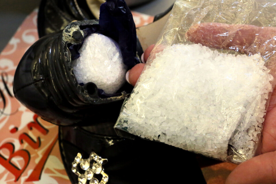 Metamfetamin, ofta i kristalliserad form vilket ibland kallas ice eller crystal meth, är en av drogerna som förknippas med kemsex. Här en bild från ett beslag gjort i Tyskland för några år sedan. Arkivbild.