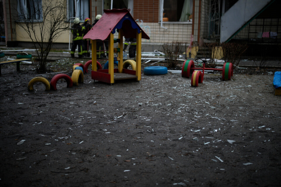 Ryssland hävdar att landet har flyttat 700|000 barn från Ukraina till Ryssland. Bilden är tagen i början av året i Kievs utkanter. Arkivbild.