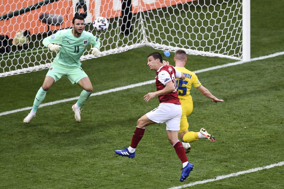 Österrike vann mot Ukraina och är klara för åttondelsfinal.