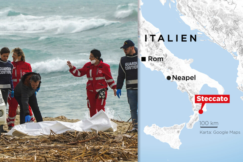 Italiens kustbevakning letar efter överlevande på stranden och i vattnet i södra Italien.