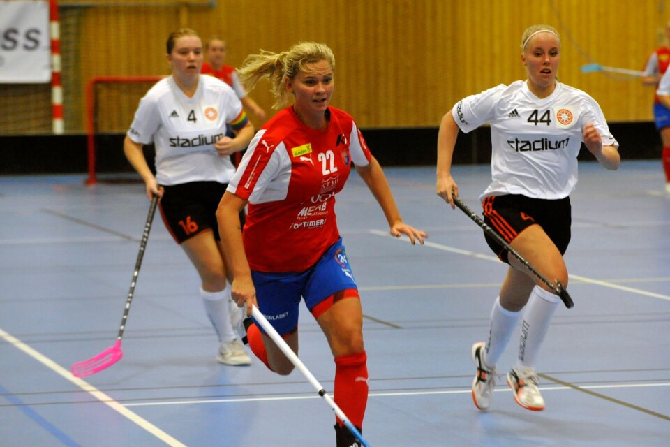 Josefin Nybergs SSG tog tre poäng utan att behöva spela.