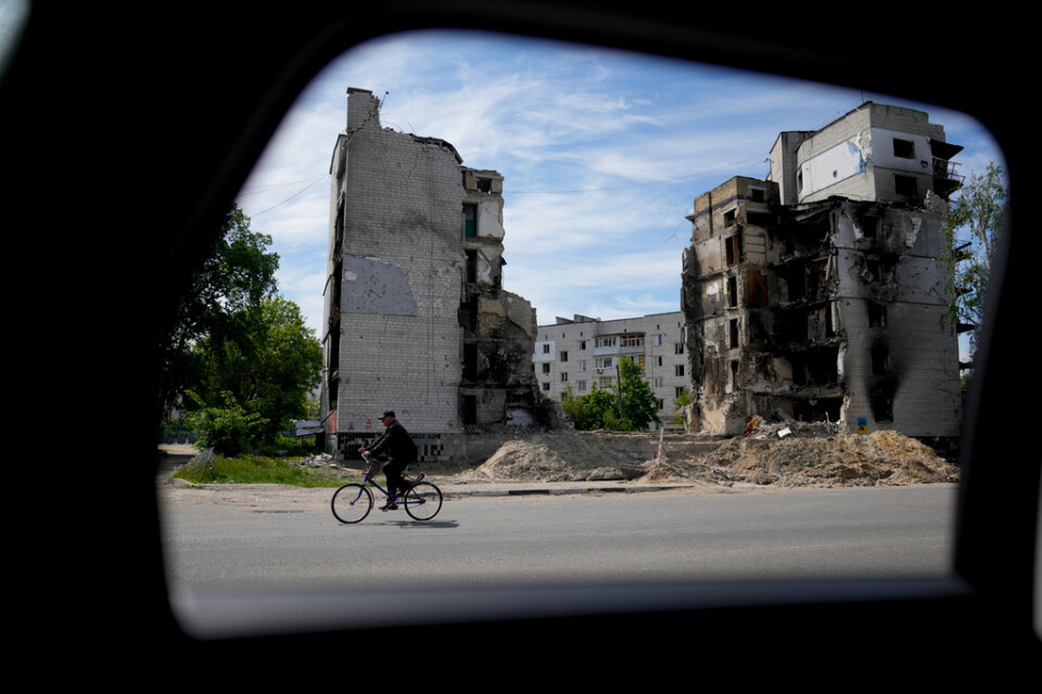 Förstörda byggnader i Borodyanka utanför Kiev. Arkivbild.