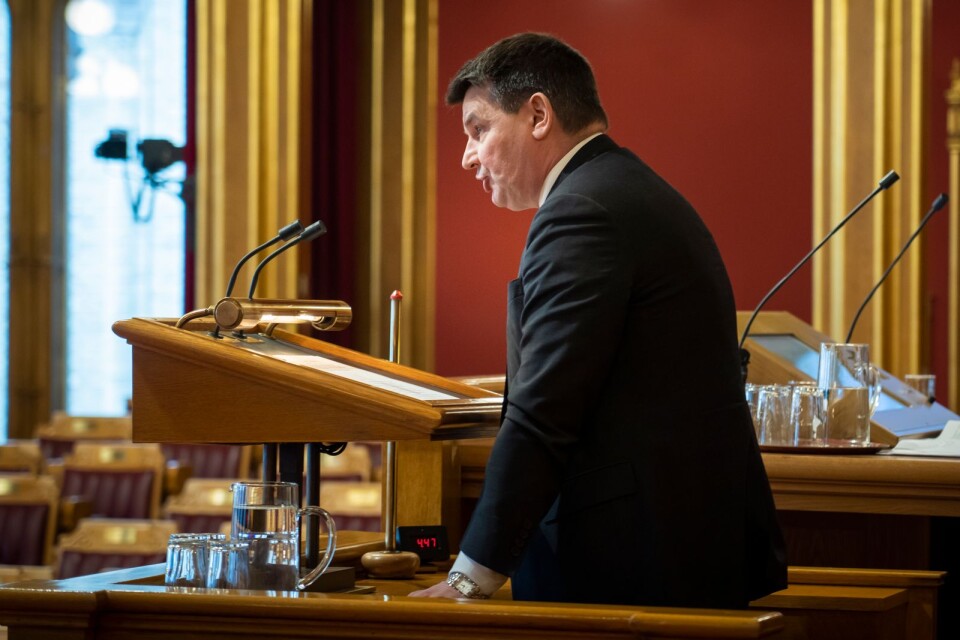 Norges justitieminister Mikkel Wara, vars sambo misstänks för att ha fabricerat hot mot honom.