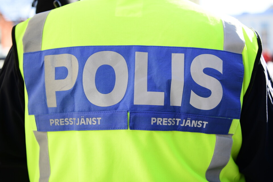Polisen förhandlar med en beväpnad man i Hässleholm och har skjutit verkanseld. Arkivbild.