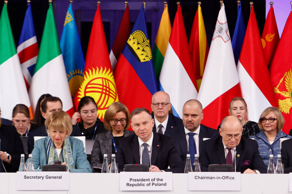 Organisationen för säkerhet och samarbete i Europas möte i Lodz öppnad av Polens president Andrzej Duda.