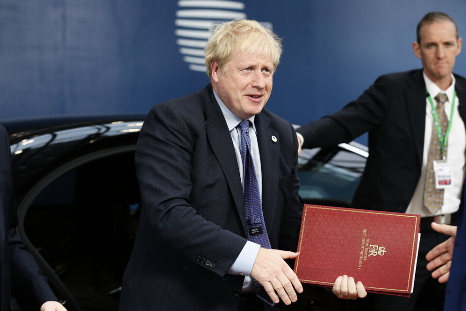 Storbritanniens premiärminister Boris Johnson inför en presskonferens i Bryssel i torsdags där han meddelade att han nått ett nytt brexitavtal med EU.