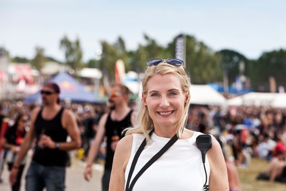 Sofia Lindqvist Lacinai berättar att festivalområdet har gjorts om för att kunna ta emot fler besökare.