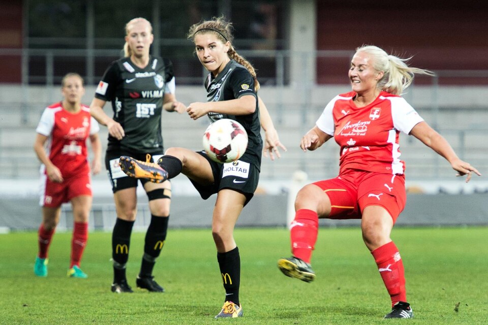 Nyförvärvet Courtney Stode nätade i cupen. Foto: Lena Gunnarsson, Smålandsposten